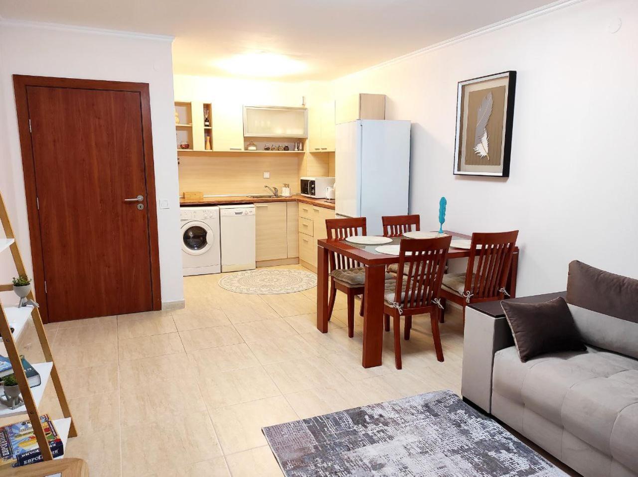Dom-El Real Apartments 3 - Sveti Vlas Ngoại thất bức ảnh